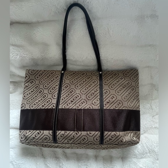 Vintage coach tote!! - Picture 3 of 8